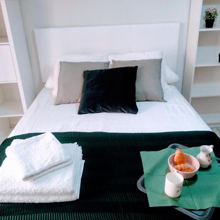 Wish Suite Central De Sevilla Exterior photo