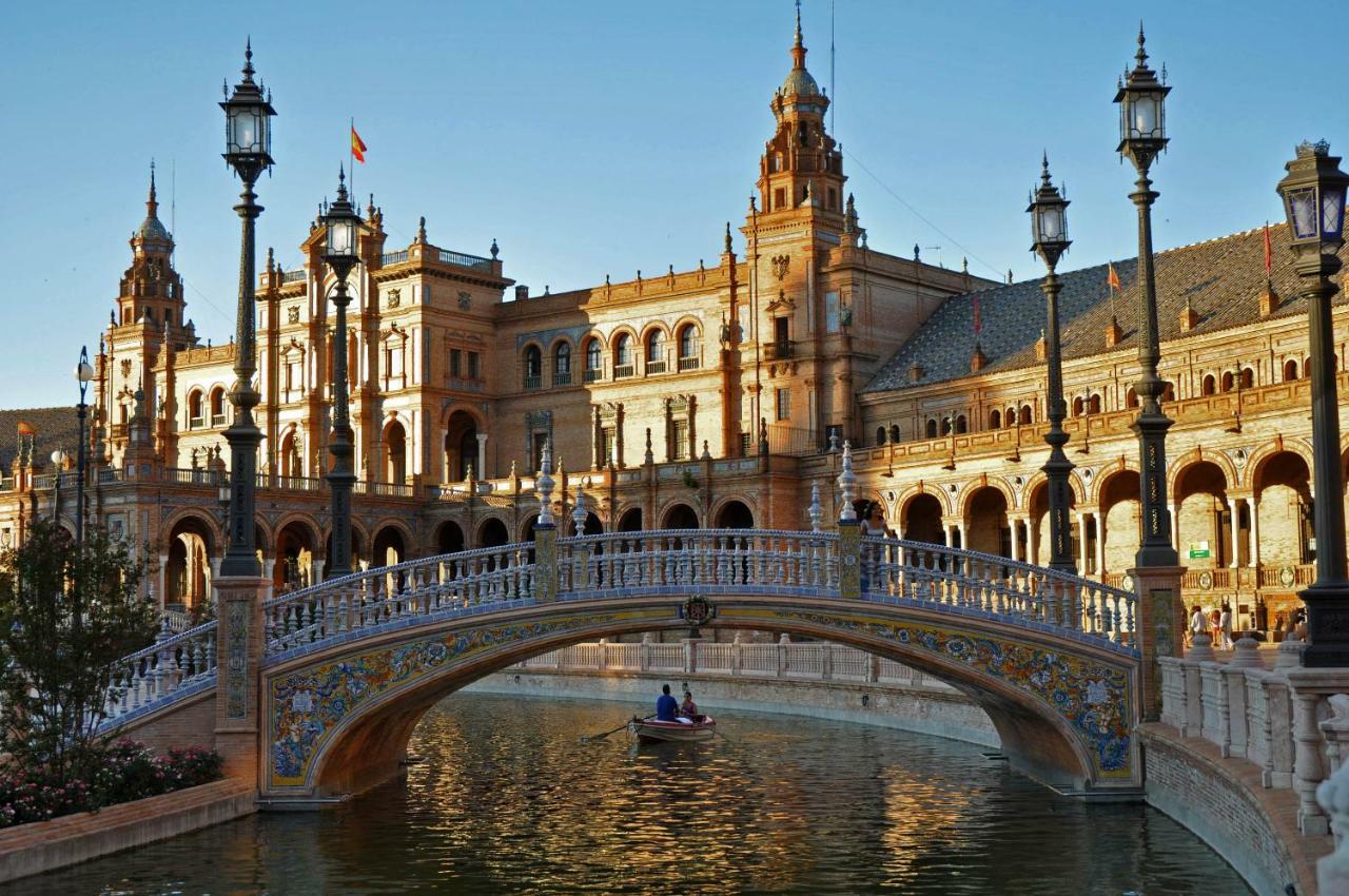 Wish Suite Central De Sevilla Exterior photo