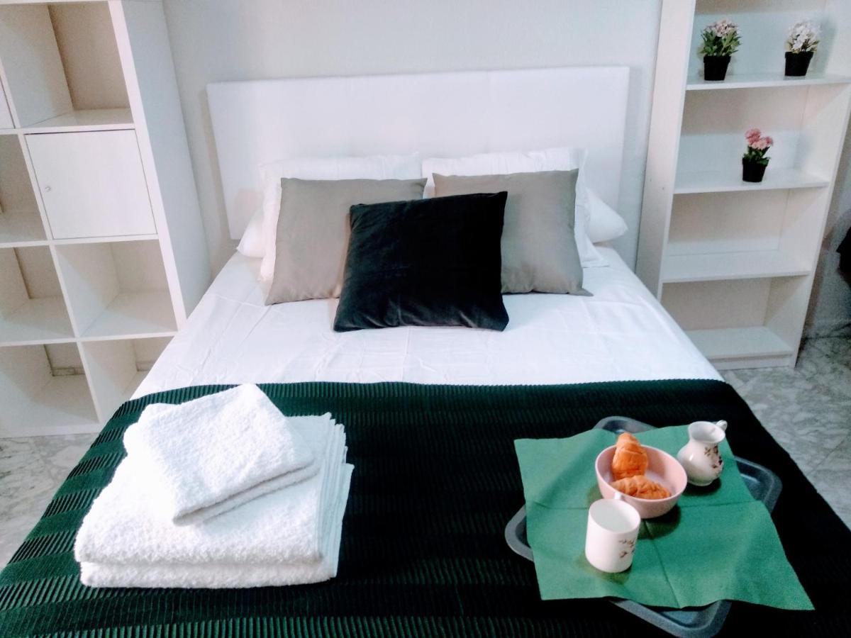 Wish Suite Central De Sevilla Exterior photo